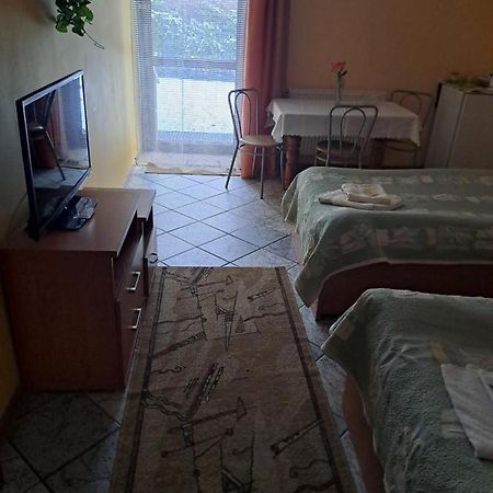 Hotelik Warmia -Pensjonat, Hostel Lidzbark Warmiński Eksteriør billede