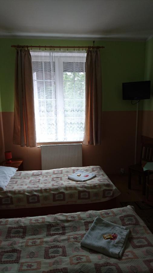 Hotelik Warmia -Pensjonat, Hostel Lidzbark Warmiński Eksteriør billede
