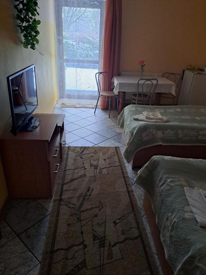 Hotelik Warmia -Pensjonat, Hostel Lidzbark Warmiński Eksteriør billede